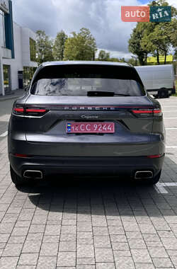 Позашляховик / Кросовер Porsche Cayenne 2019 в 