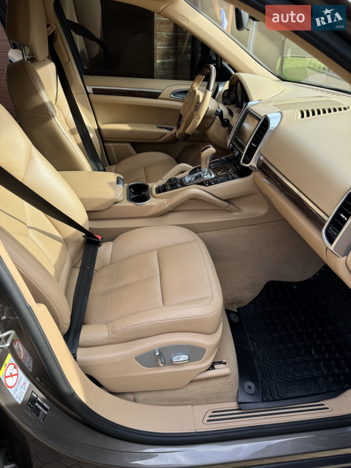 2012 Porsche Cayenne - мініатюра 11