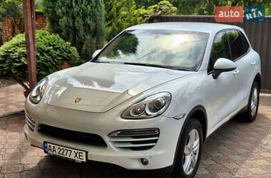 Внедорожник / Кроссовер Porsche Cayenne 2013 в 