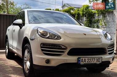 Внедорожник / Кроссовер Porsche Cayenne 2013 в 