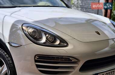 Внедорожник / Кроссовер Porsche Cayenne 2013 в 