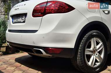 Внедорожник / Кроссовер Porsche Cayenne 2013 в 