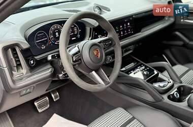 Внедорожник / Кроссовер Porsche Cayenne 2024 в 