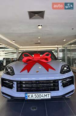 Внедорожник / Кроссовер Porsche Cayenne 2024 в 