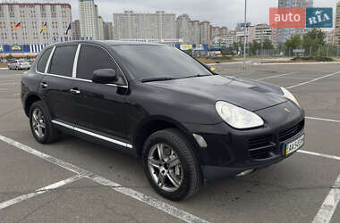 Позашляховик / Кросовер Porsche Cayenne 2004 в Києві