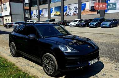 Внедорожник / Кроссовер Porsche Cayenne 2020 в 