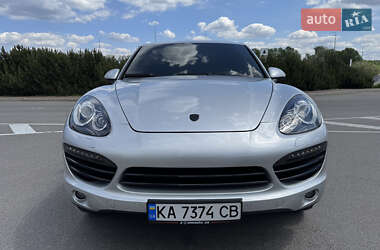 Внедорожник / Кроссовер Porsche Cayenne 2013 в 