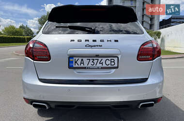 Внедорожник / Кроссовер Porsche Cayenne 2013 в 
