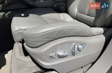 Внедорожник / Кроссовер Porsche Cayenne 2013 в 