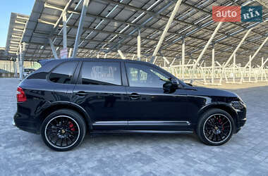 Позашляховик / Кросовер Porsche Cayenne 2009 в 