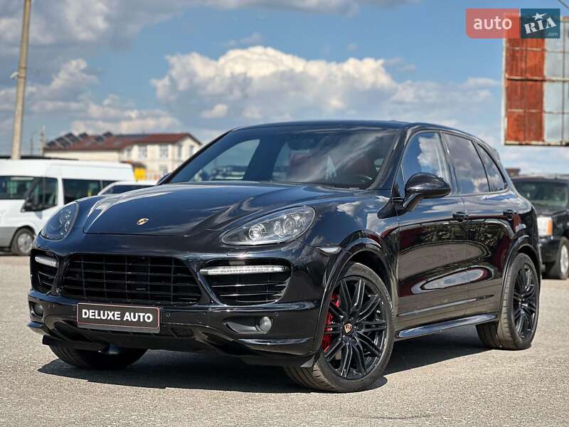 Внедорожник / Кроссовер Porsche Cayenne 2014 в Киеве