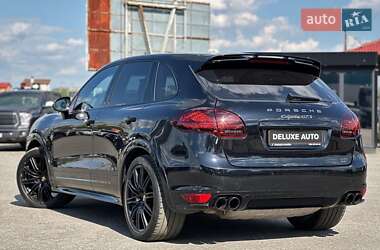 Внедорожник / Кроссовер Porsche Cayenne 2014 в 