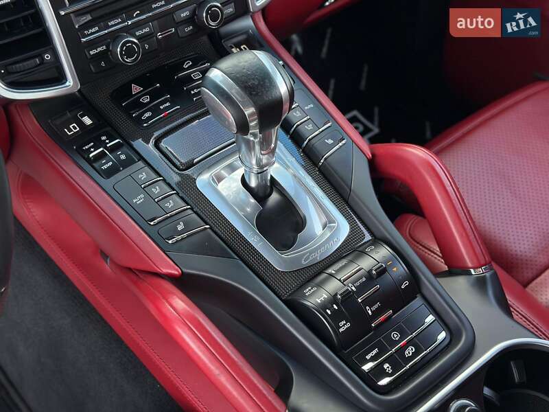 Внедорожник / Кроссовер Porsche Cayenne 2014 в Киеве