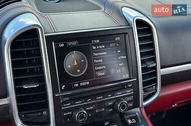 Внедорожник / Кроссовер Porsche Cayenne 2014 в 