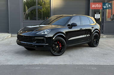 Позашляховик / Кросовер Porsche Cayenne 2019 в Києві
