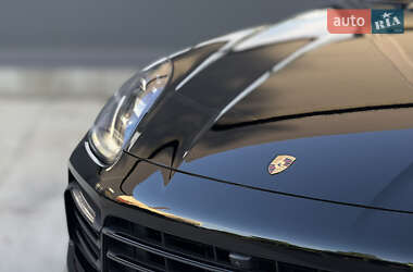 Внедорожник / Кроссовер Porsche Cayenne 2019 в 
