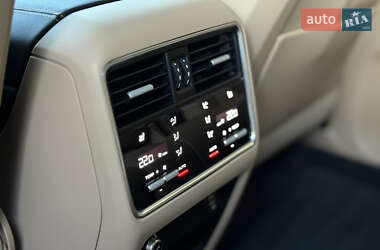 Внедорожник / Кроссовер Porsche Cayenne 2019 в 