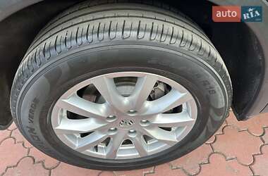 Внедорожник / Кроссовер Porsche Cayenne 2011 в 