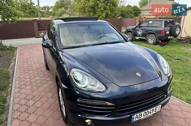 Внедорожник / Кроссовер Porsche Cayenne 2011 в 