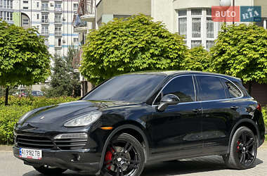 Позашляховик / Кросовер Porsche Cayenne 2010 в 