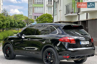 Позашляховик / Кросовер Porsche Cayenne 2010 в 