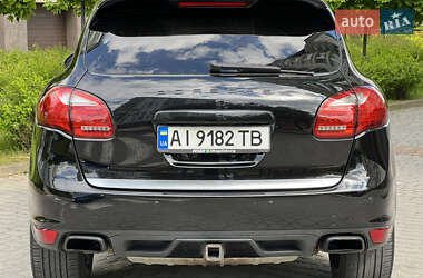 Позашляховик / Кросовер Porsche Cayenne 2010 в 