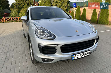 Внедорожник / Кроссовер Porsche Cayenne 2015 в Львове