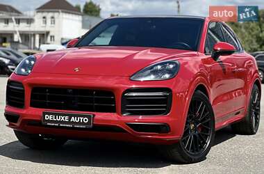 Внедорожник / Кроссовер Porsche Cayenne 2021 в 