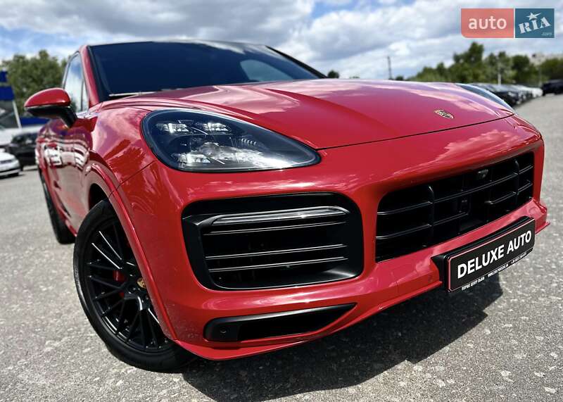 Позашляховик / Кросовер Porsche Cayenne 2021 в Києві
