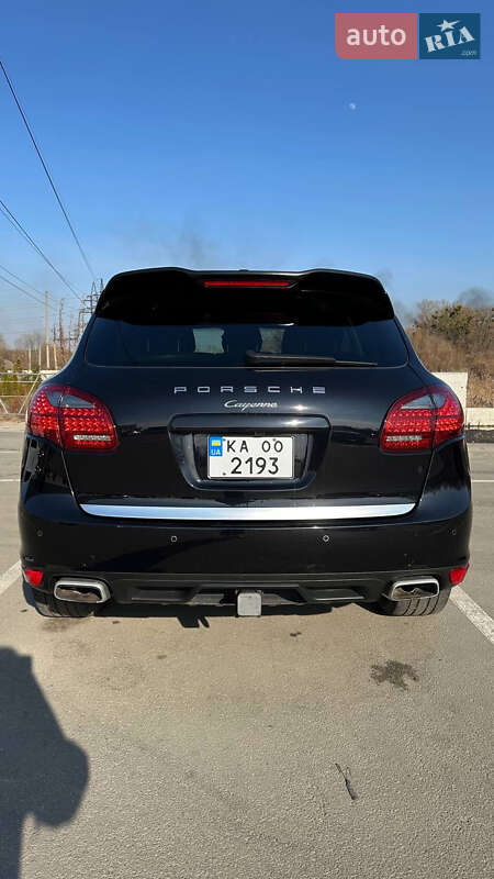 Внедорожник / Кроссовер Porsche Cayenne 2012 в Ирпене