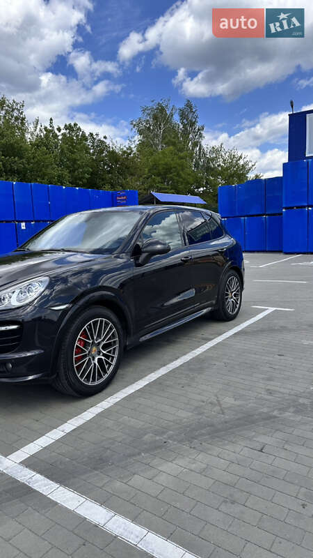 Внедорожник / Кроссовер Porsche Cayenne 2013 в Белой Церкви