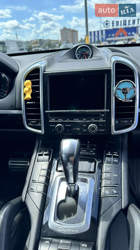 Внедорожник / Кроссовер Porsche Cayenne 2013 в Белой Церкви