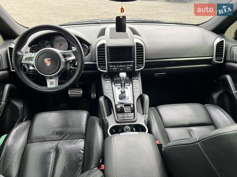 Внедорожник / Кроссовер Porsche Cayenne 2010 в Киеве фото 13 Внедорожник / Кроссовер Porsche Cayenne 2010 в Киеве