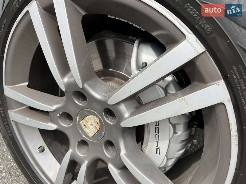Внедорожник / Кроссовер Porsche Cayenne 2010 в Киеве фото 28 Внедорожник / Кроссовер Porsche Cayenne 2010 в Киеве