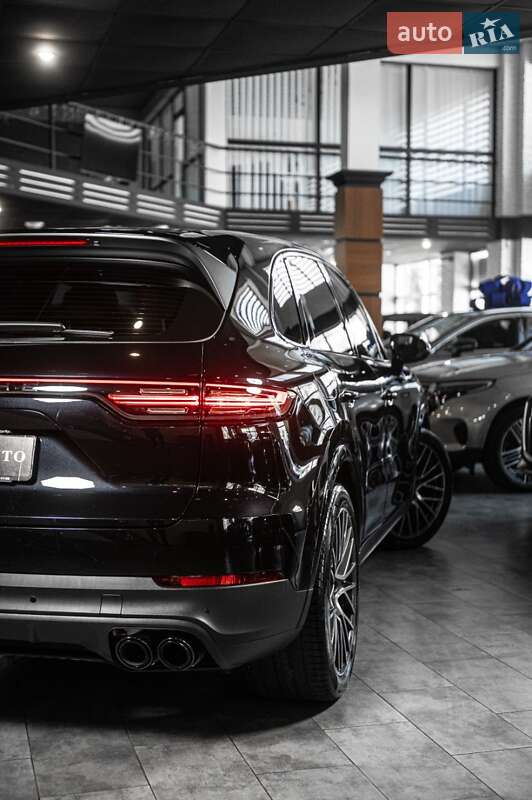 Внедорожник / Кроссовер Porsche Cayenne 2020 в Одессе