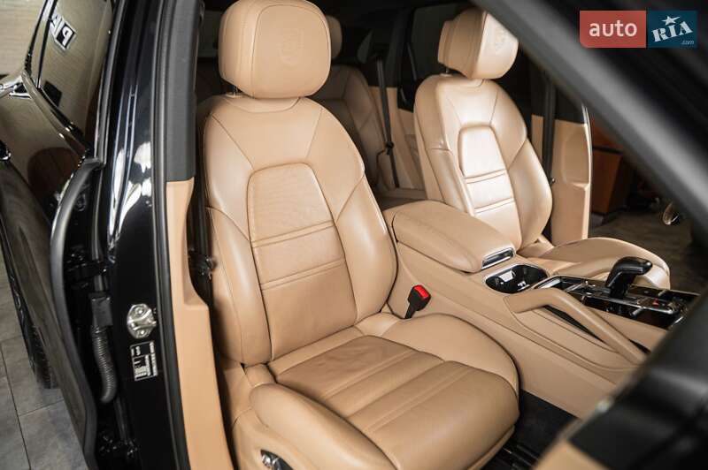 Внедорожник / Кроссовер Porsche Cayenne 2020 в Одессе