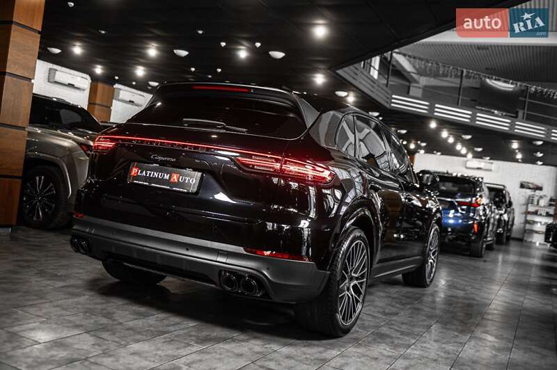 Внедорожник / Кроссовер Porsche Cayenne 2020 в Одессе