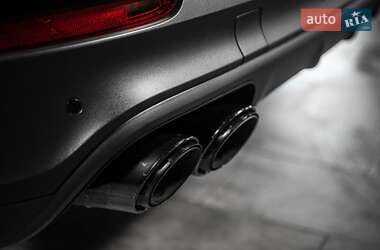 Позашляховик / Кросовер Porsche Cayenne 2020 в 