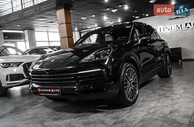 Позашляховик / Кросовер Porsche Cayenne 2020 в 