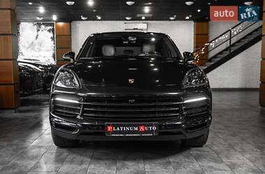 Позашляховик / Кросовер Porsche Cayenne 2020 в 