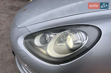 Внедорожник / Кроссовер Porsche Cayenne 2013 в 