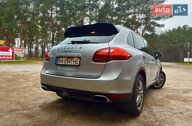 Внедорожник / Кроссовер Porsche Cayenne 2013 в 