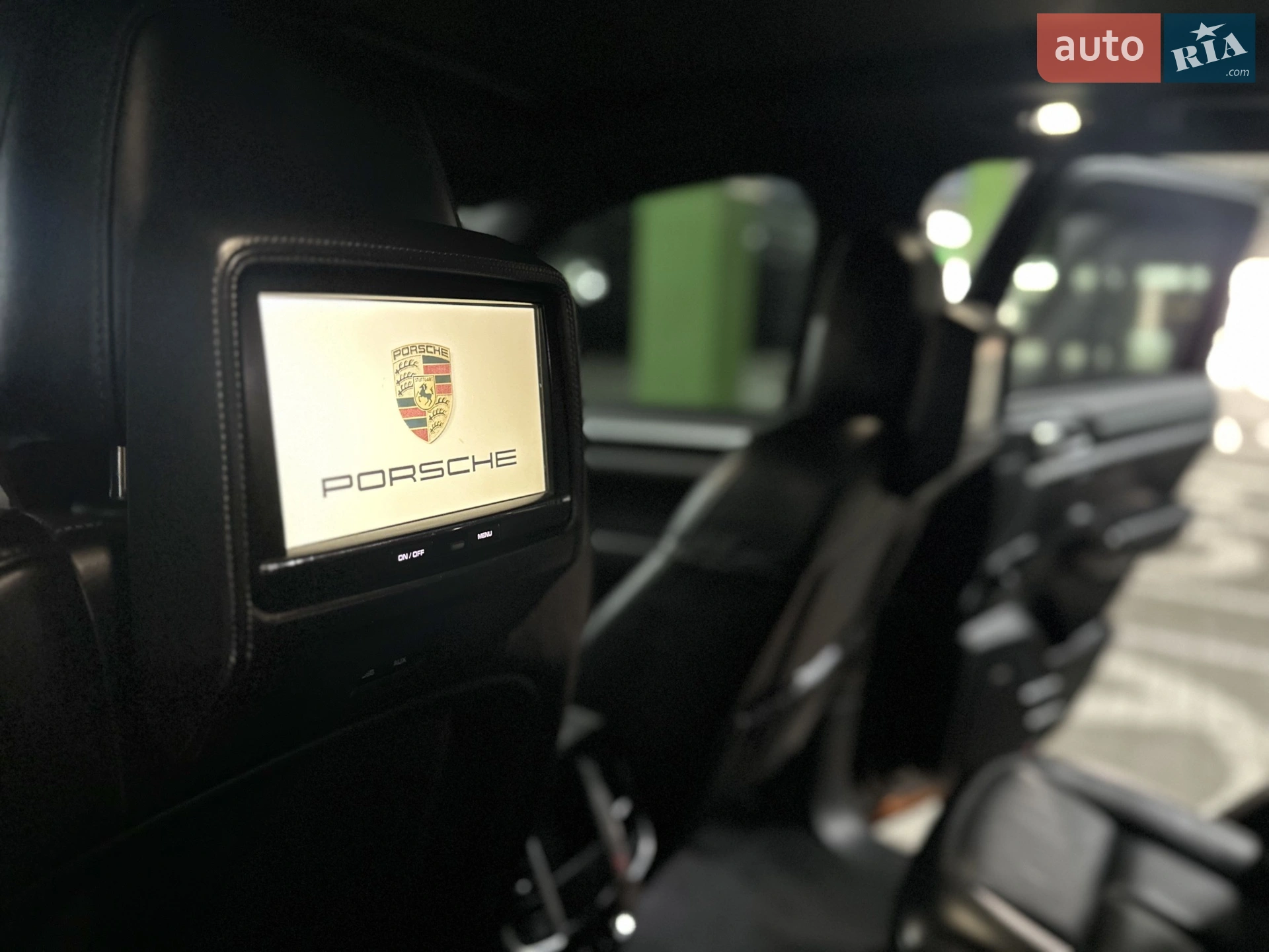 2015 Porsche Cayenne - мініатюра 54