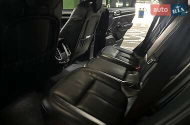 Позашляховик / Кросовер Porsche Cayenne 2015 в 