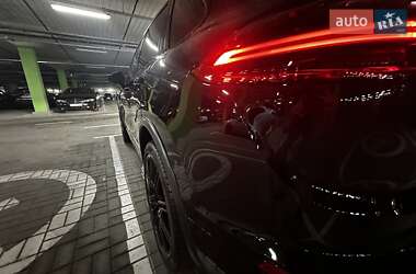 Позашляховик / Кросовер Porsche Cayenne 2015 в 