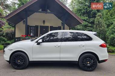 Внедорожник / Кроссовер Porsche Cayenne 2013 в 