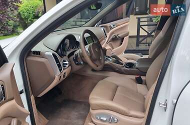 Внедорожник / Кроссовер Porsche Cayenne 2013 в 