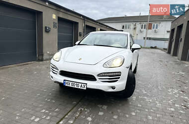 Внедорожник / Кроссовер Porsche Cayenne 2013 в 