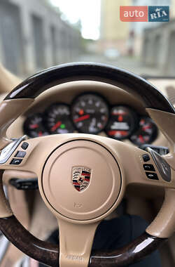 Внедорожник / Кроссовер Porsche Cayenne 2013 в 