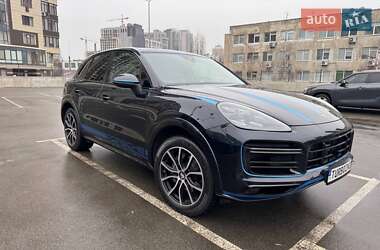 Внедорожник / Кроссовер Porsche Cayenne 2019 в 